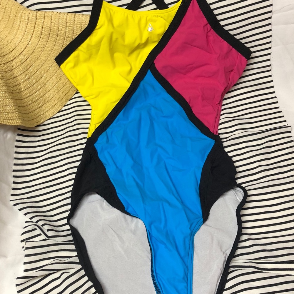 NWT AQUA SPHERE X CELL Size 38 10 Swimsuit